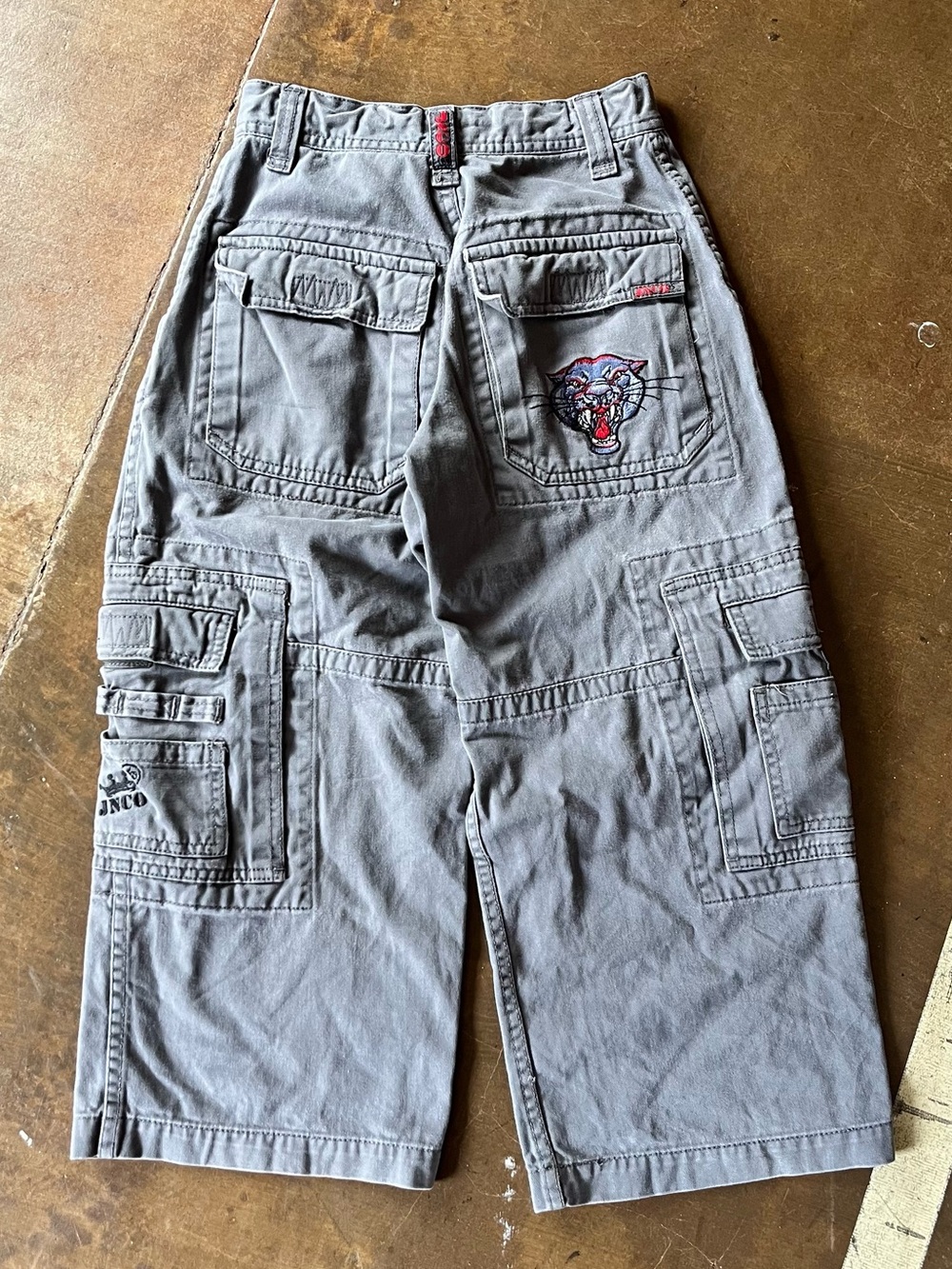 Vintage Y2K JNCO Warrior Panther Embroidered Gray Cargo Baggy Pants Youth 8